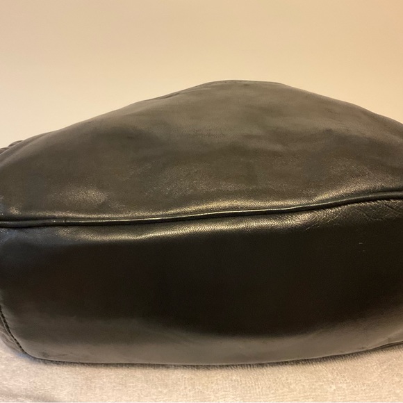 Michael Kors black leather hobo bag - Picture 4 of 8